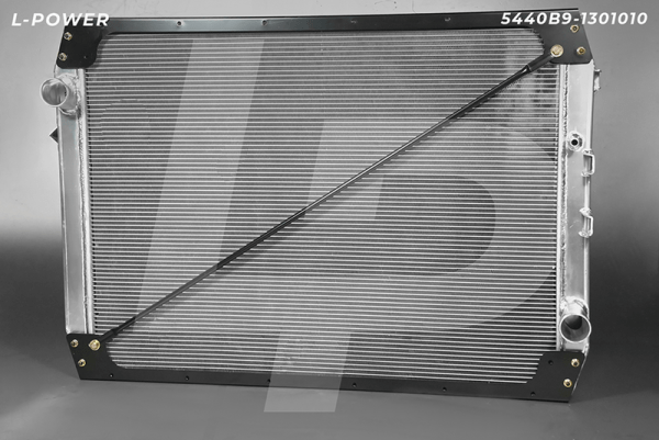 5440В9-1301010 Радиатор алюминиевый МАЗ 4 рядный (68 мм) L-POWER 5440В9-1301010